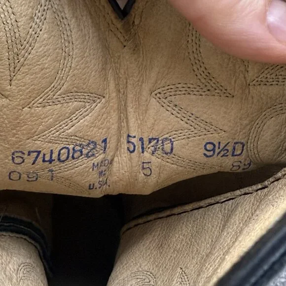 ✅ Mens 9.5D VTG Cowboy Boots Black Leather Almond Toe Embroidered Made In USA - Picture 2 of 11